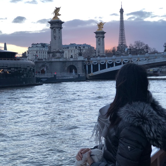 Meet your Posher, Cherry - Picture 2 of 2